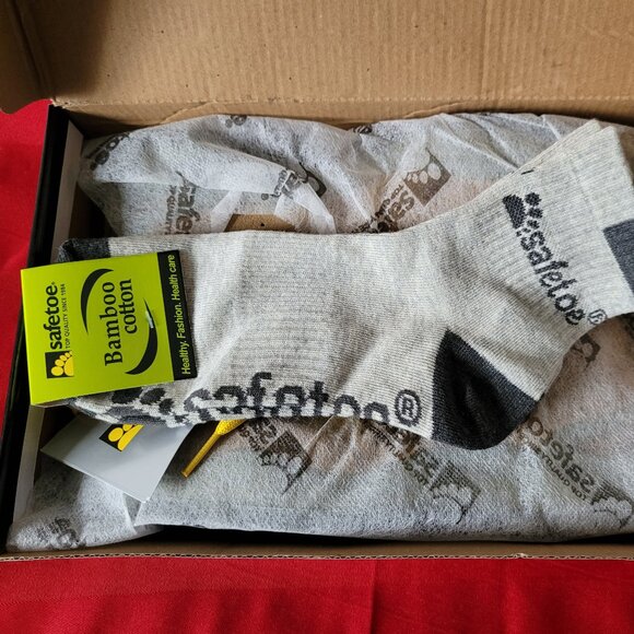 BRAND NEW, SAFETOE LEATHER SAFETY WORK SHOES, SIZE 8!!! - Picture 2 of 9